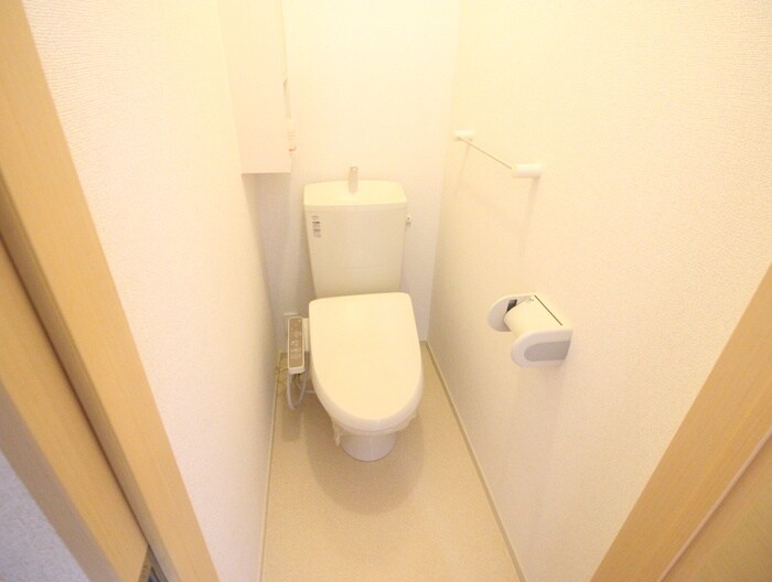 物件内観写真14　(トイレ)