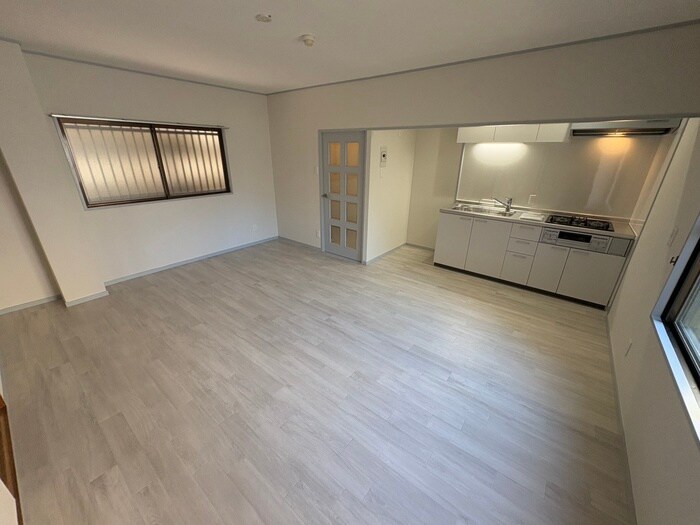 物件内観写真8　(居室)