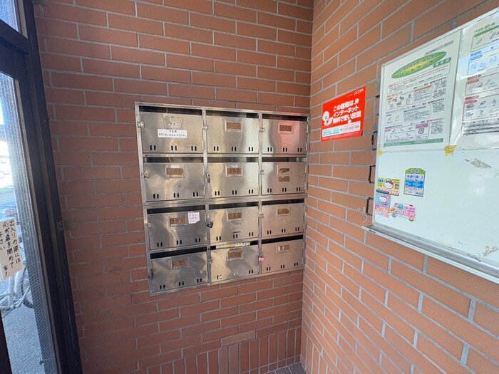 物件外観写真4　(建物設備)