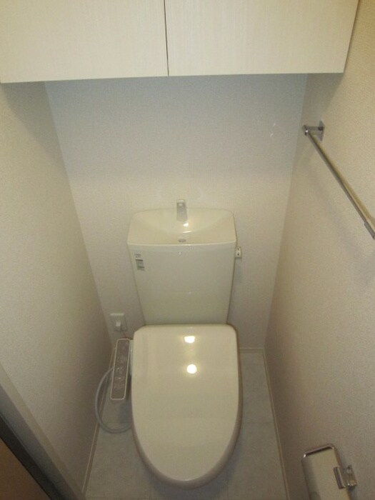 物件内観写真9　(トイレ)