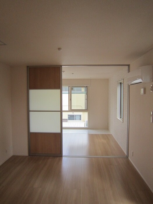 物件内観写真16　(居室)