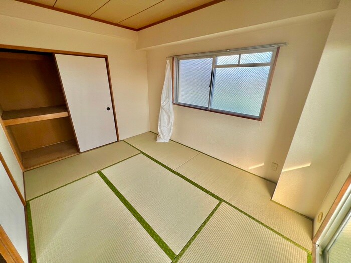 物件内観写真18　(居室)