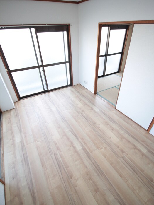 物件内観写真11　(居室)