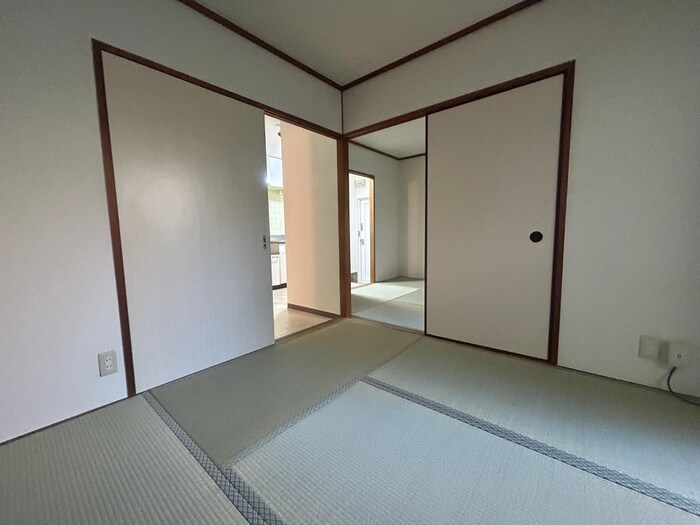 物件内観写真13　(居室)