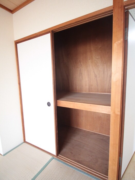 物件内観写真16　(収納)