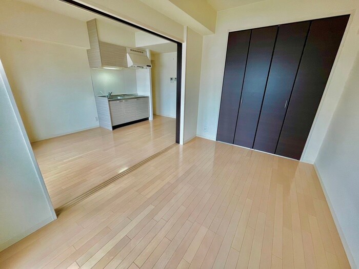 物件内観写真9　(居室)