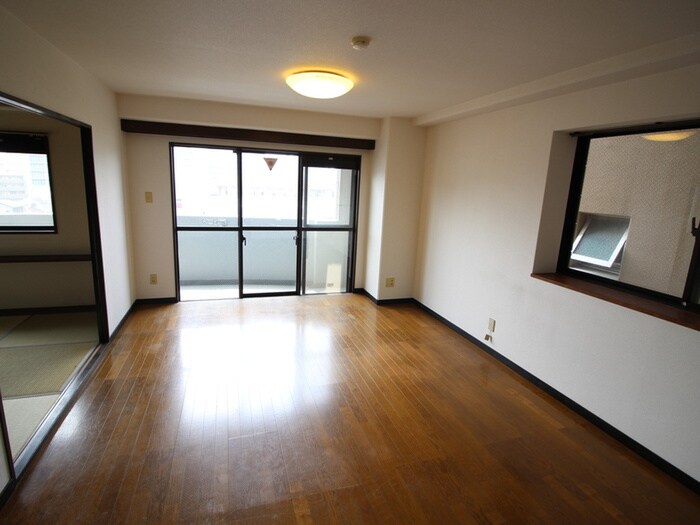 物件内観写真13　(居室)