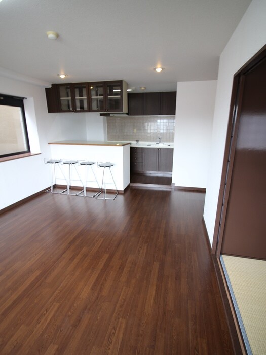 物件内観写真13　(居室)