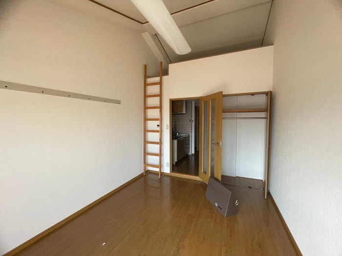 物件内観写真10　(居室)