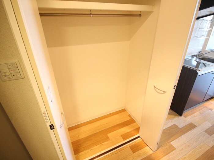 物件内観写真15　(収納)