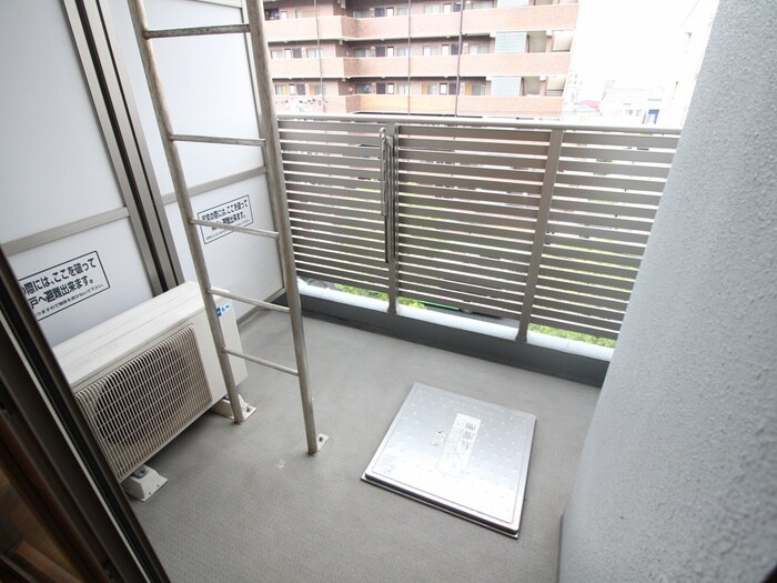 物件内観写真16　(ベランダ・バルコニー)