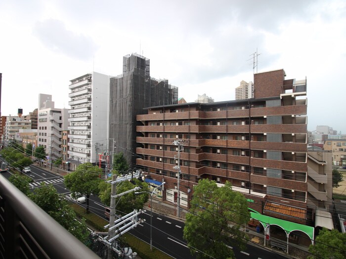 物件内観写真22　(室内からの展望)