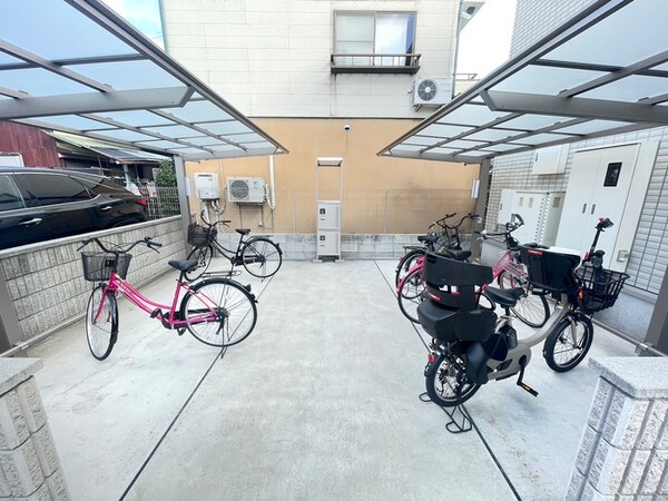 駐輪場
