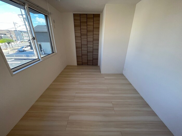 物件内観写真10　(居室)