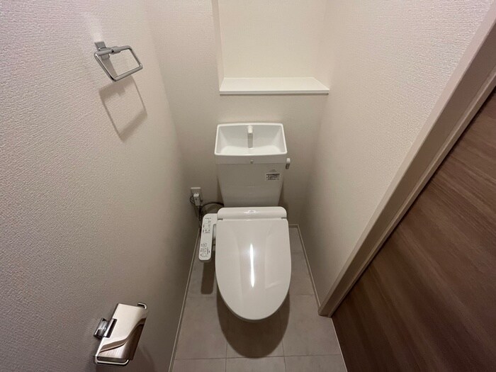 物件内観写真14　(トイレ)