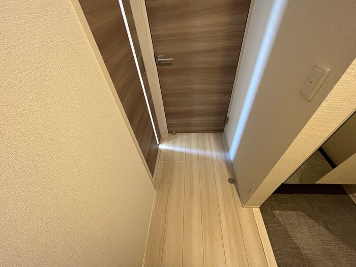 物件内観写真17　(廊下)