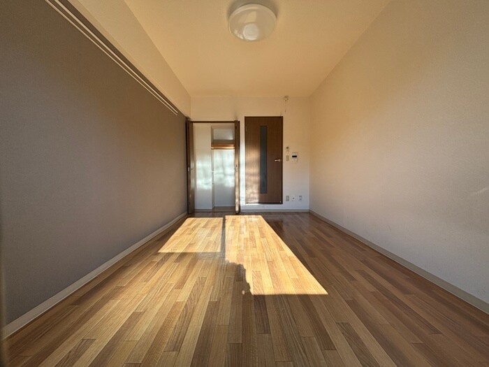 物件内観写真10　(居室)