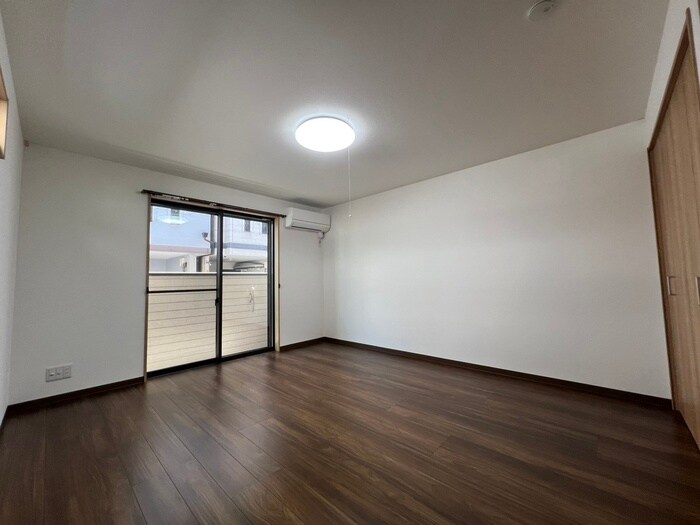 物件内観写真15　(居室)