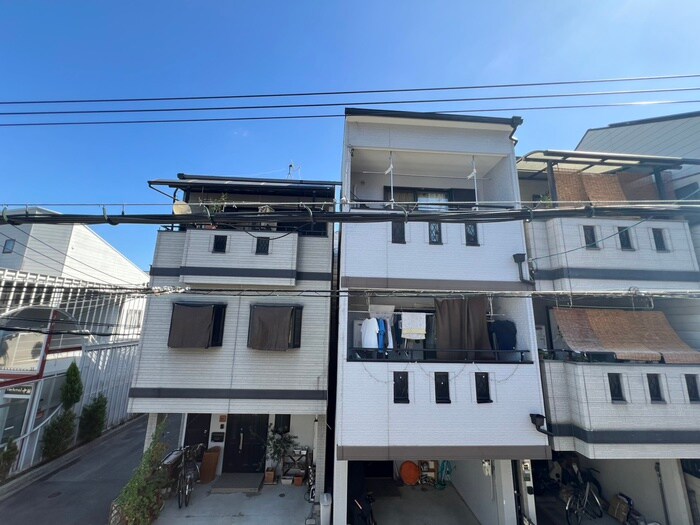 物件内観写真22　(室内からの展望)