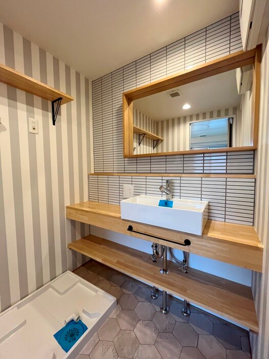 物件内観写真9　(洗面)