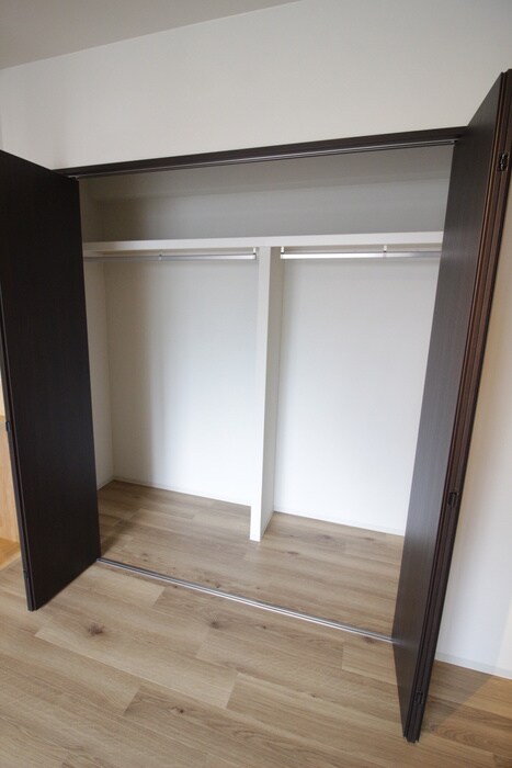 物件内観写真10　(収納)