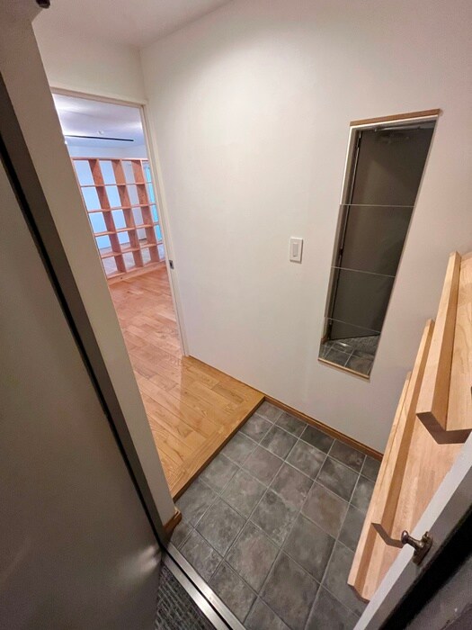 物件内観写真17　(玄関)