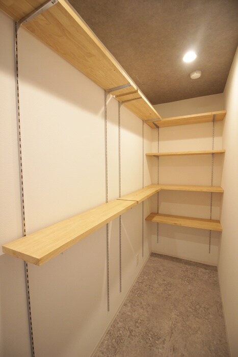 物件内観写真17　(収納)