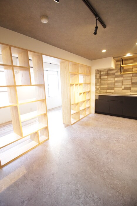 物件内観写真22　(居室)