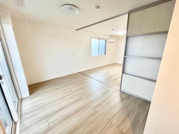 物件内観写真6　(居室)