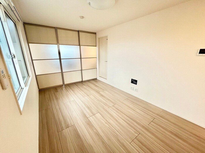 物件内観写真10　(居室)