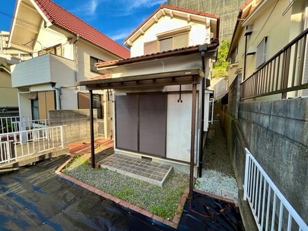 山田町小部南山貸家外観写真