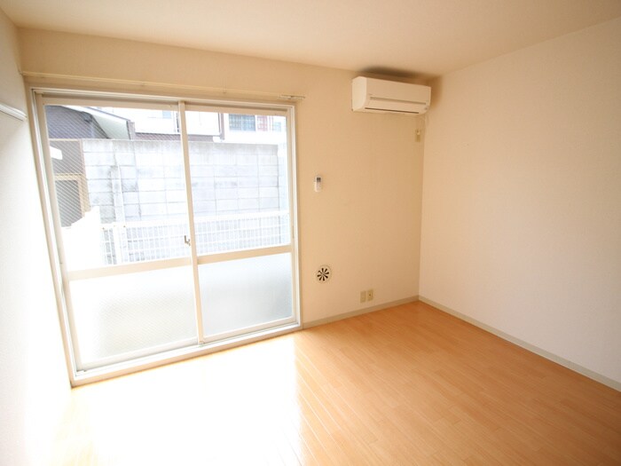 物件内観写真13　(居室)