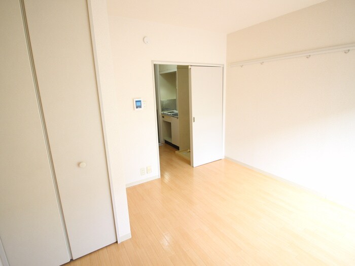 物件内観写真15　(居室)