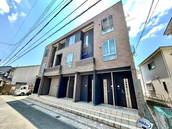 物件外観写真1　(外観写真)