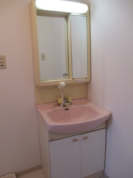 物件内観写真10　(洗面)