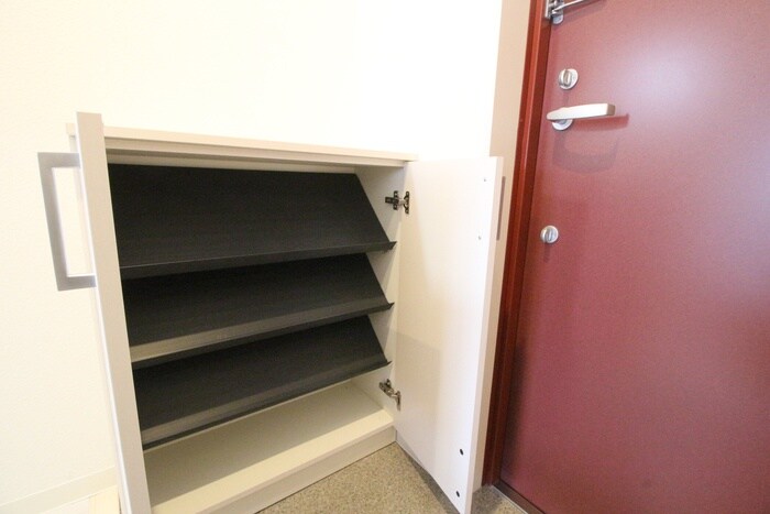 物件内観写真8　(靴箱)