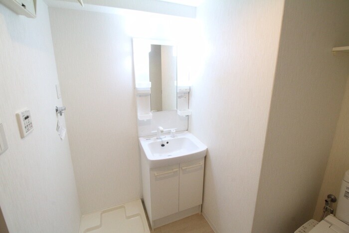 物件内観写真13　(洗面)
