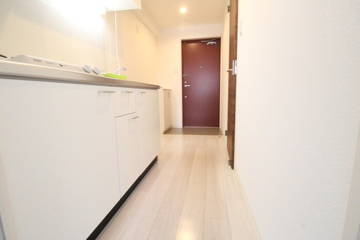 物件内観写真17　(廊下)