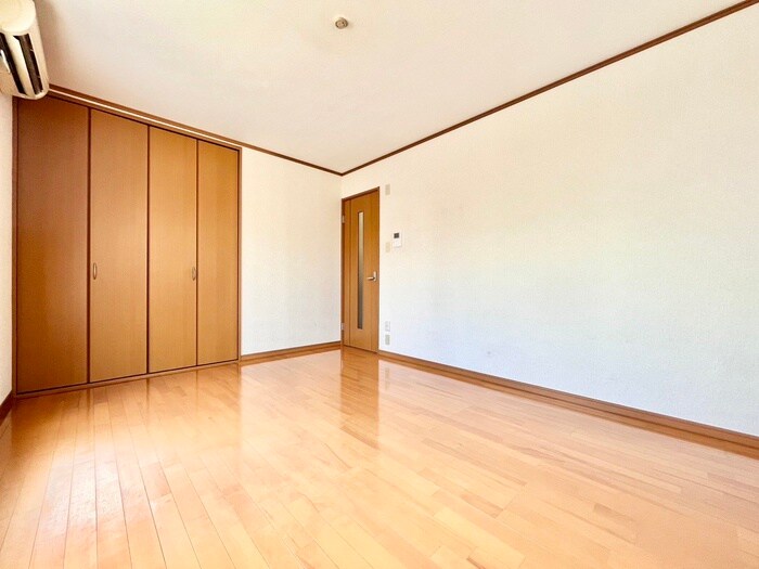 物件内観写真6　(居室)