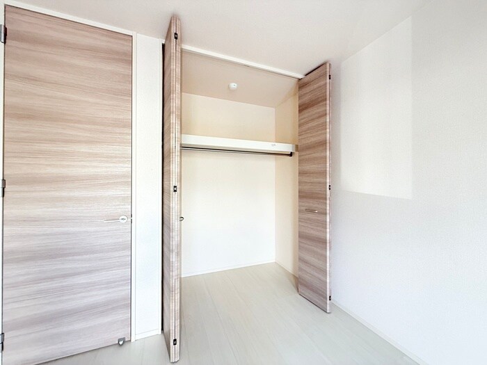 物件内観写真12　(収納)