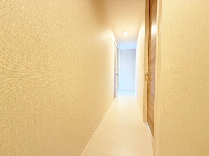 物件内観写真17　(廊下)