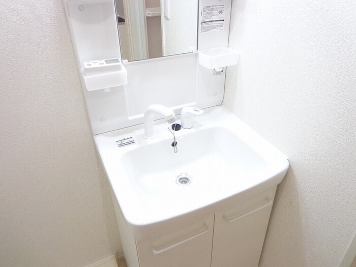 物件内観写真11　(洗面)