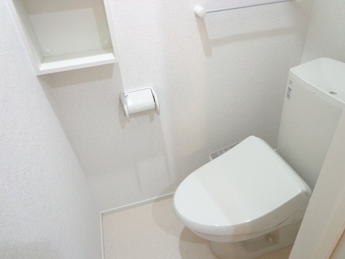 物件内観写真13　(トイレ)