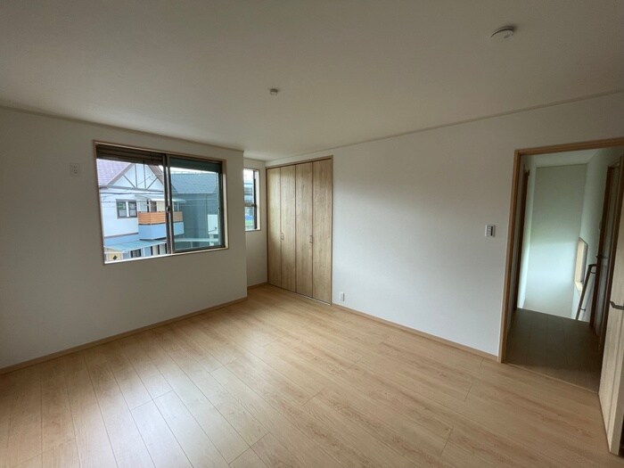 物件内観写真10　(居室)