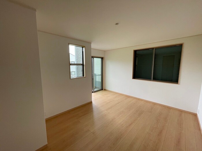 物件内観写真11　(居室)