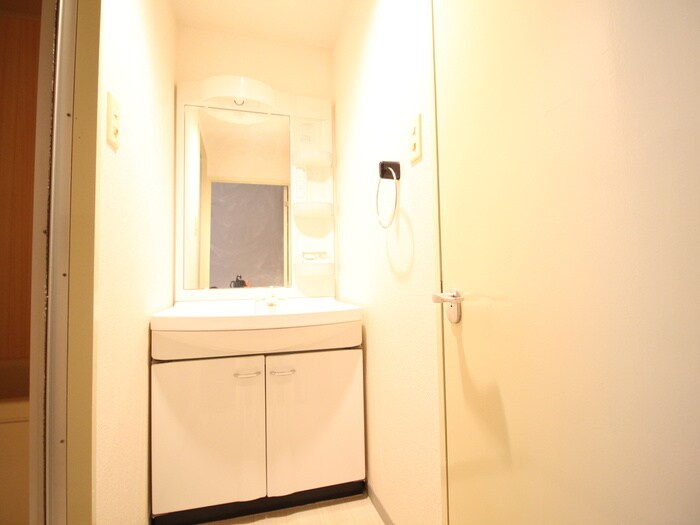 物件内観写真10　(洗面)