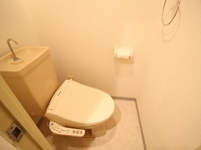 物件内観写真12　(トイレ)