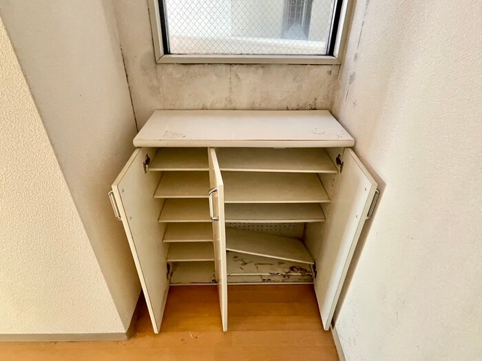 物件内観写真14　(靴箱)