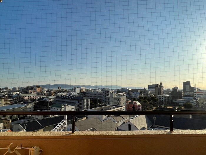 物件内観写真15　(室内からの展望)