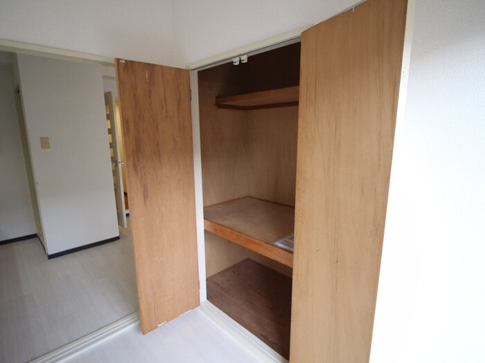 物件内観写真18　(収納)